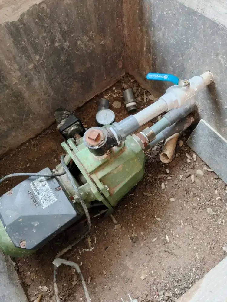SERVICE POMPA AIR PANGGILAN. ( JETPUMP DAN SUBMERSIBEL. )