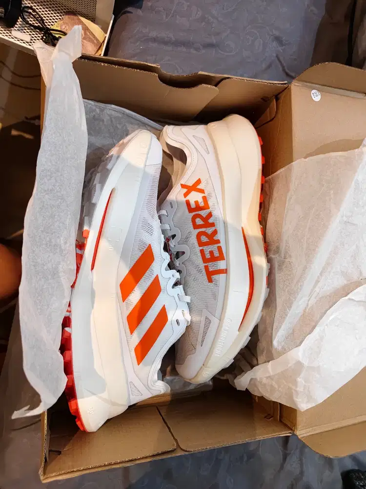 Adidas Terrex Agravic Speed Ultra ukuran US 9 1/2 or 43 1/3