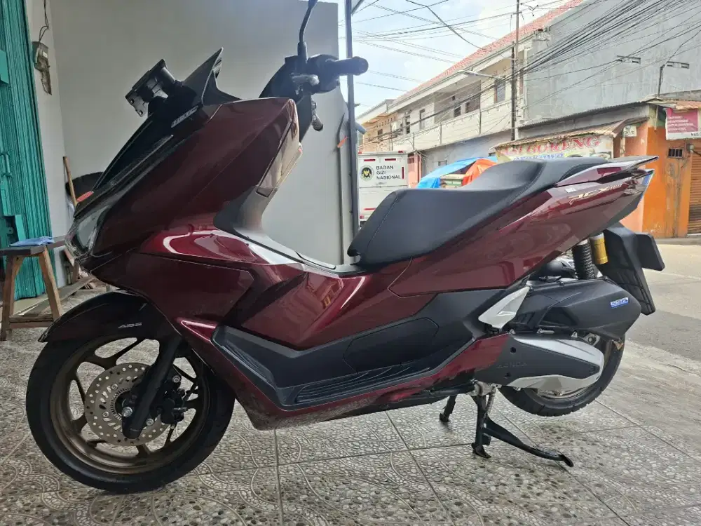 HONDA PCX LIKE NEW ROADSYNC 2025 ABS
