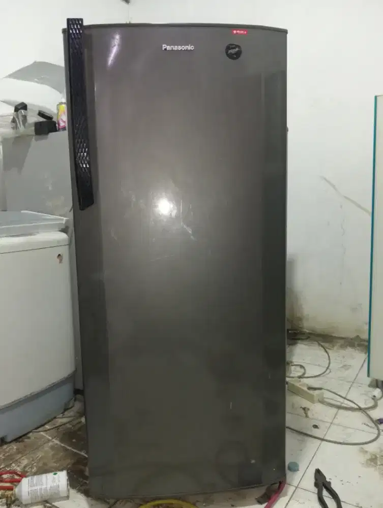 Kulkas Panasonic NR-A198G