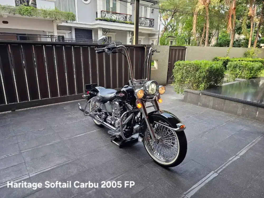 HERITAGE SOFTAIL 
Classic Carbu 2005