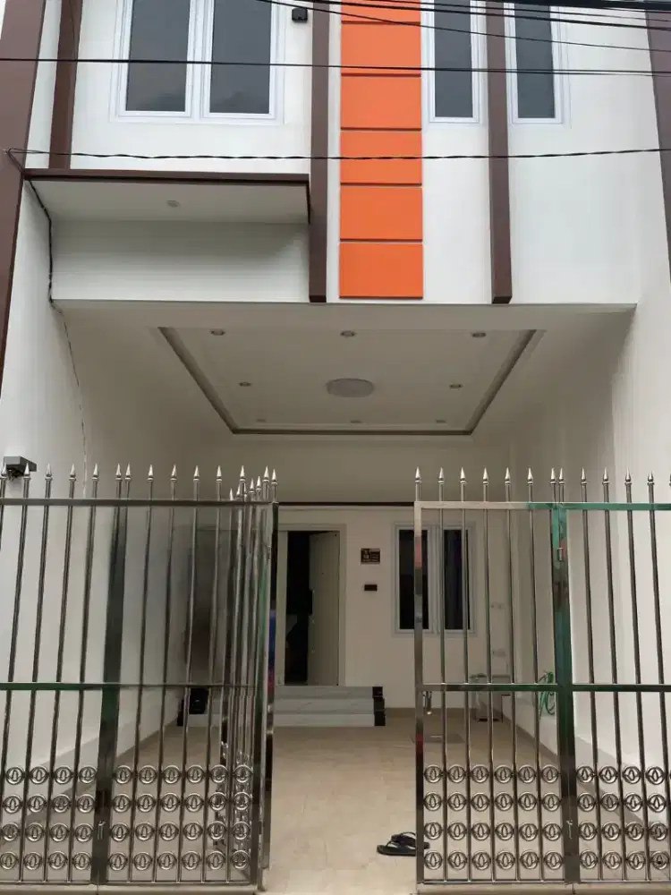 Jual rumah minimalis style 3lantai. Johar Baru Jakarta Pusat