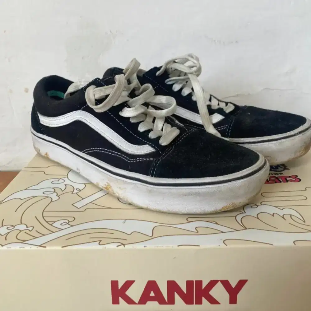 Vans comfycush old skool size 43(28cm)..