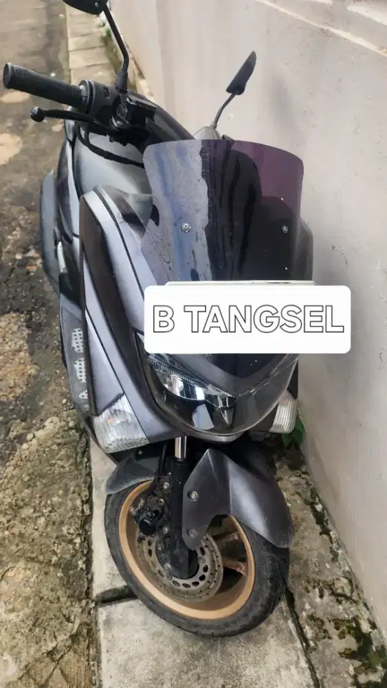 YAMAHA NMAX 2018 ABU ABU PLAT TANGSEL