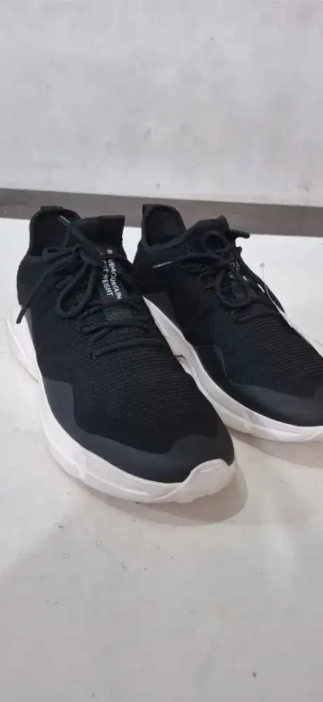 Sepatu Olah Raga Running Fitnes Size 42