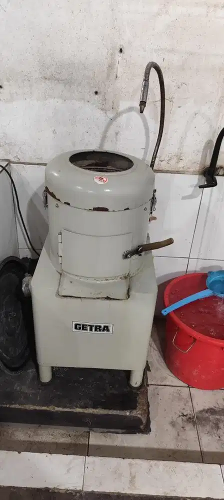 Potato peeler getra