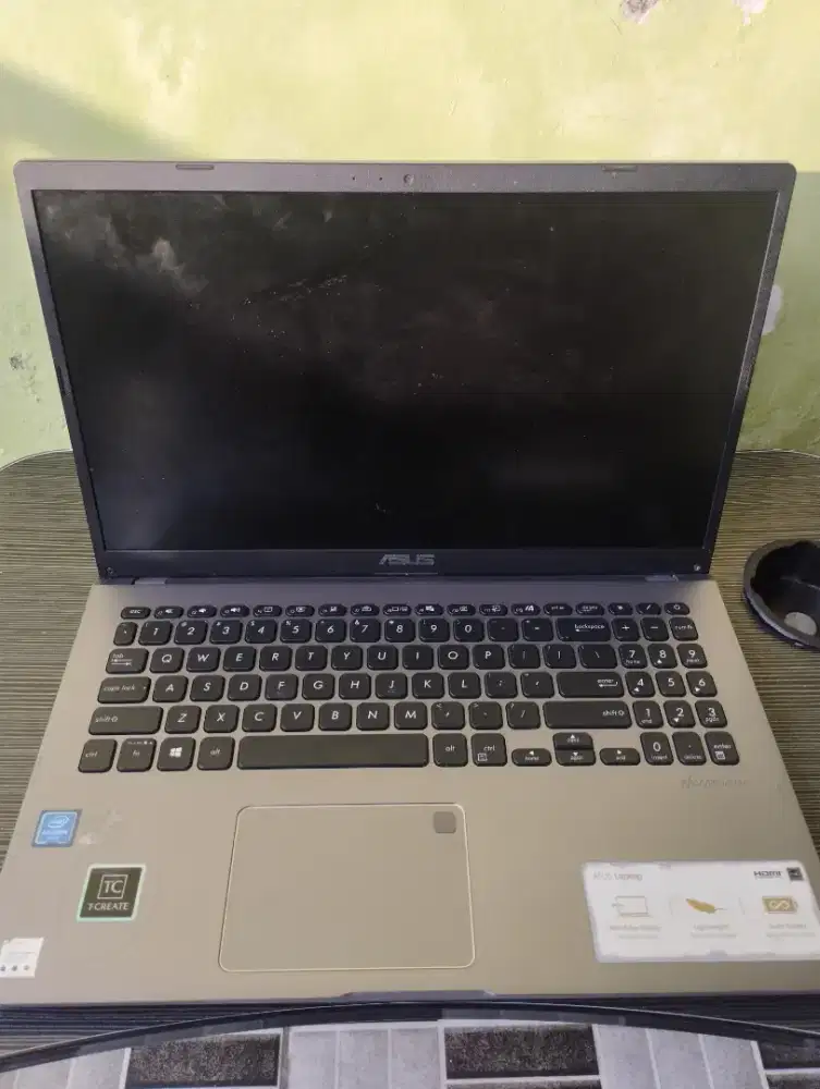 Jual cepat, Asus slim