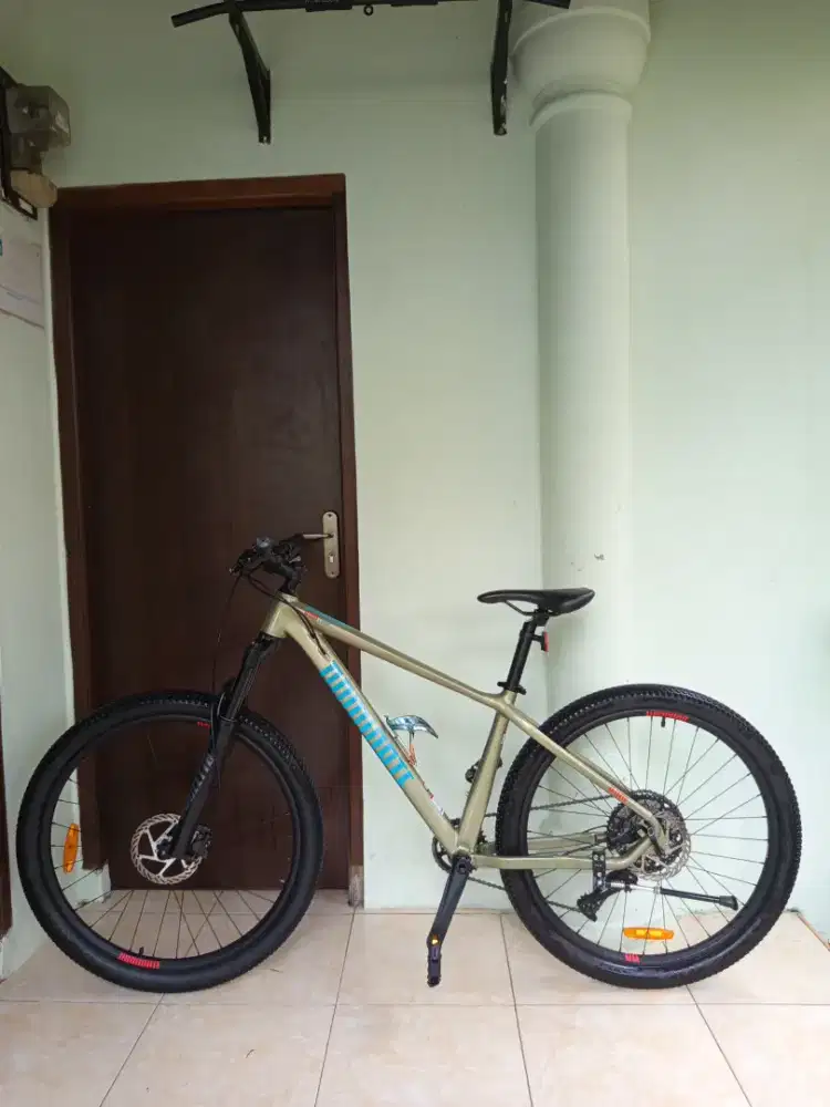 Sepeda dominate a-one comp size m 27,5 masih kinclong (baca deskripsi)