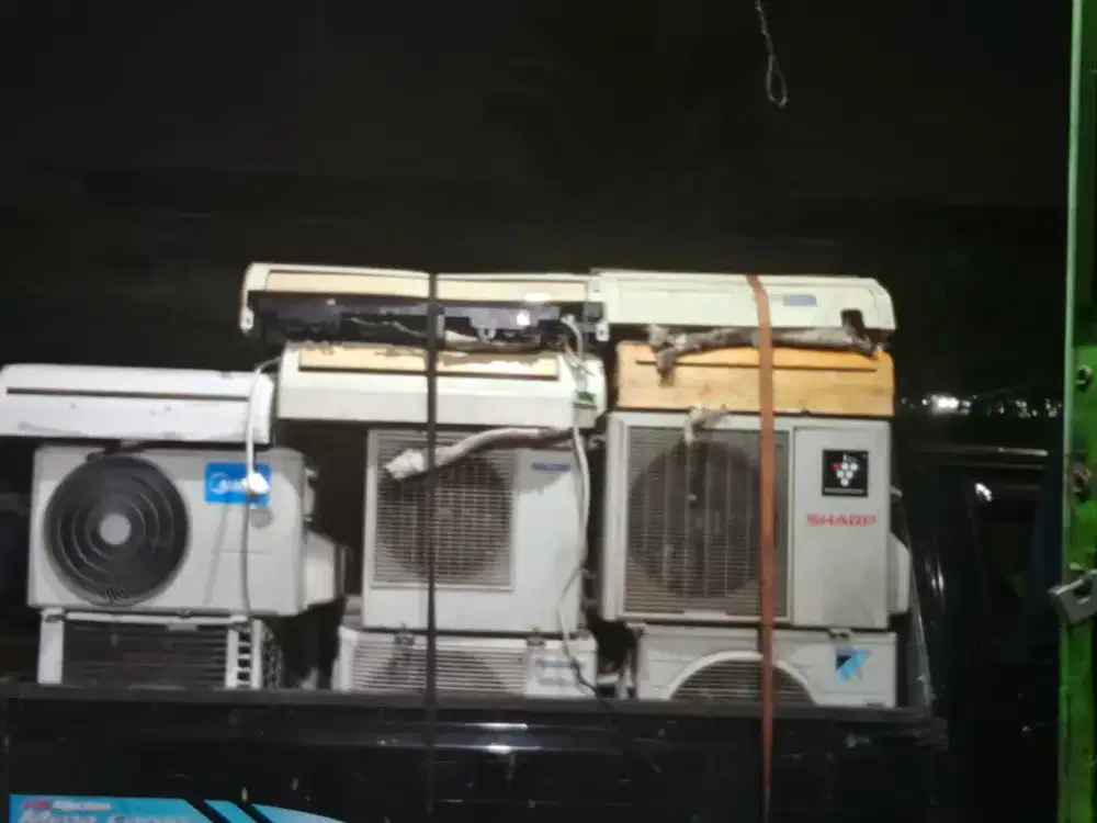 Pusat jual beli AC bekas atau rusak