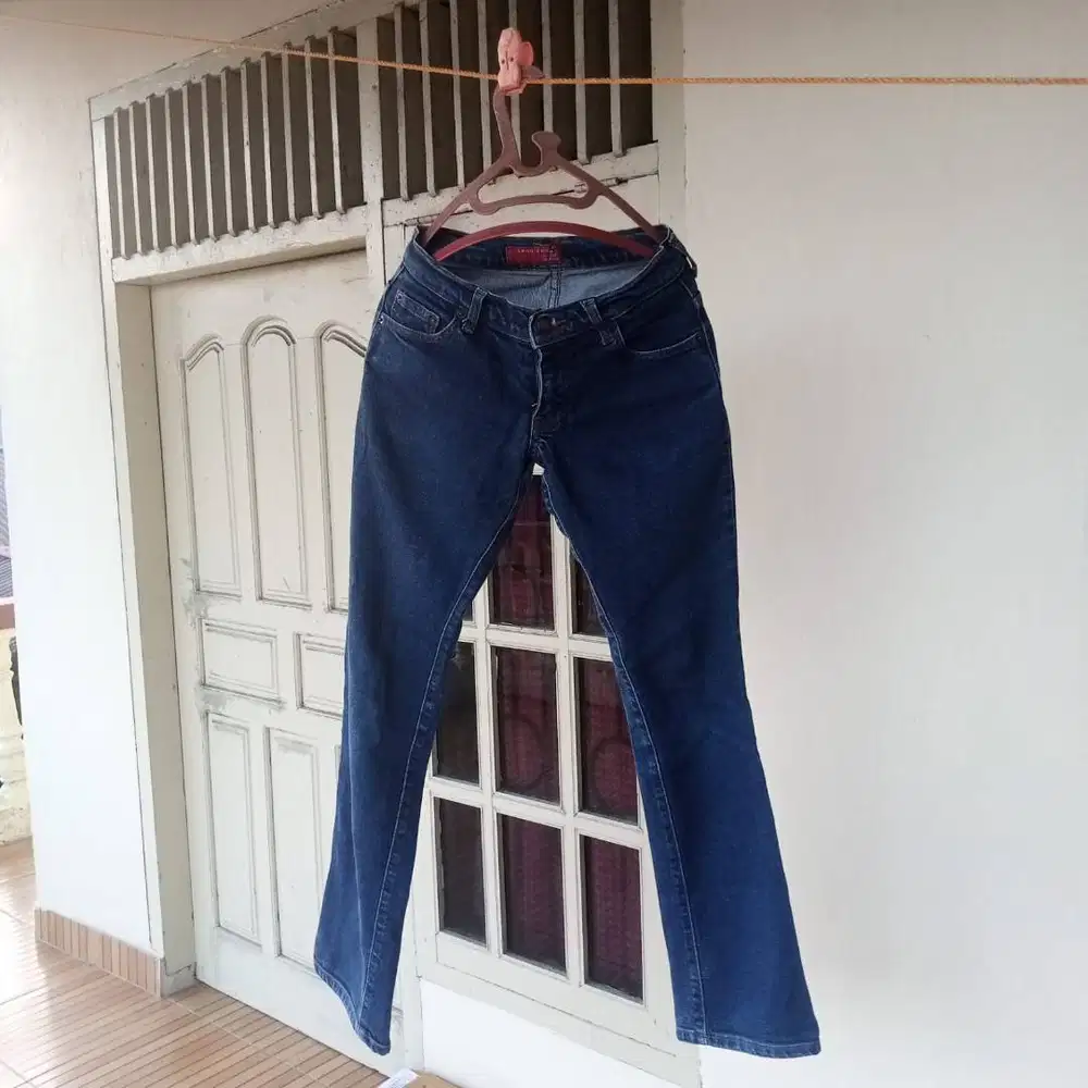 Jual Celana Jeans Wanita Slim Fit Black - Kondisi Istimewa 95%