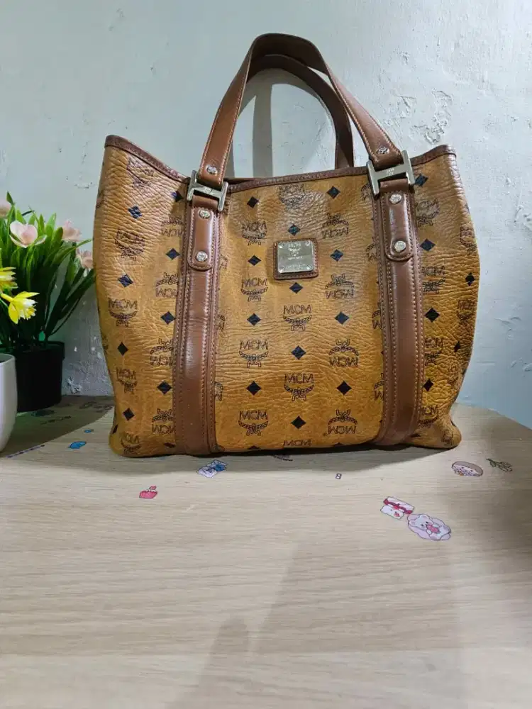 MCM Tote Bag Authentic