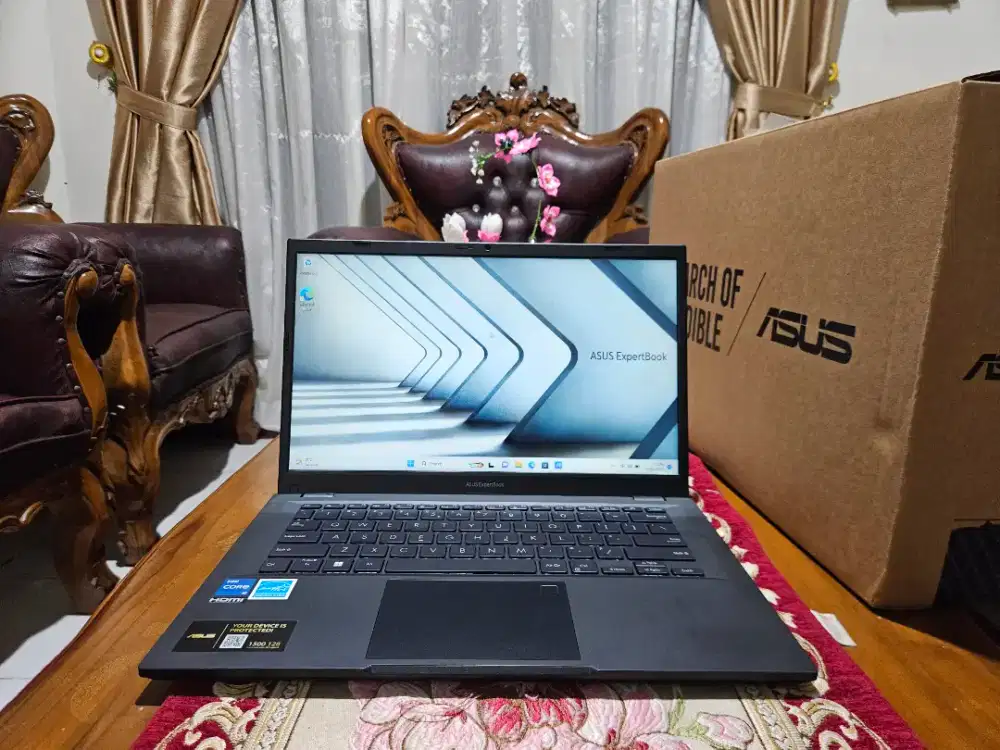 Laptop baru Core i5 Gen 13 Garansi resmi 2Tahun full