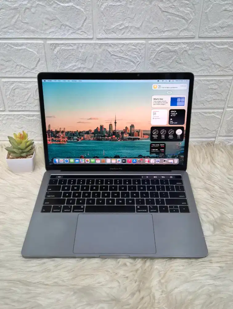 Macbook Pro 2019 TouchBar 16/512Gb