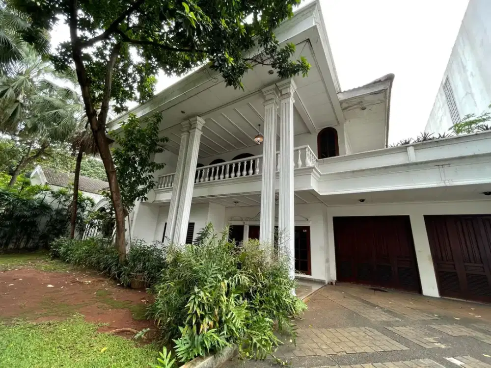 Rumah mewah jalan besar, siap huni di Pondok Indah, harga termurah