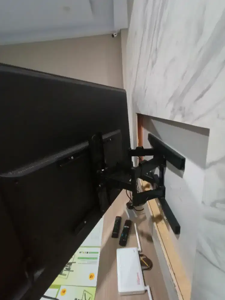 Jual bracket tv led lcd berikut pemasangan langsung