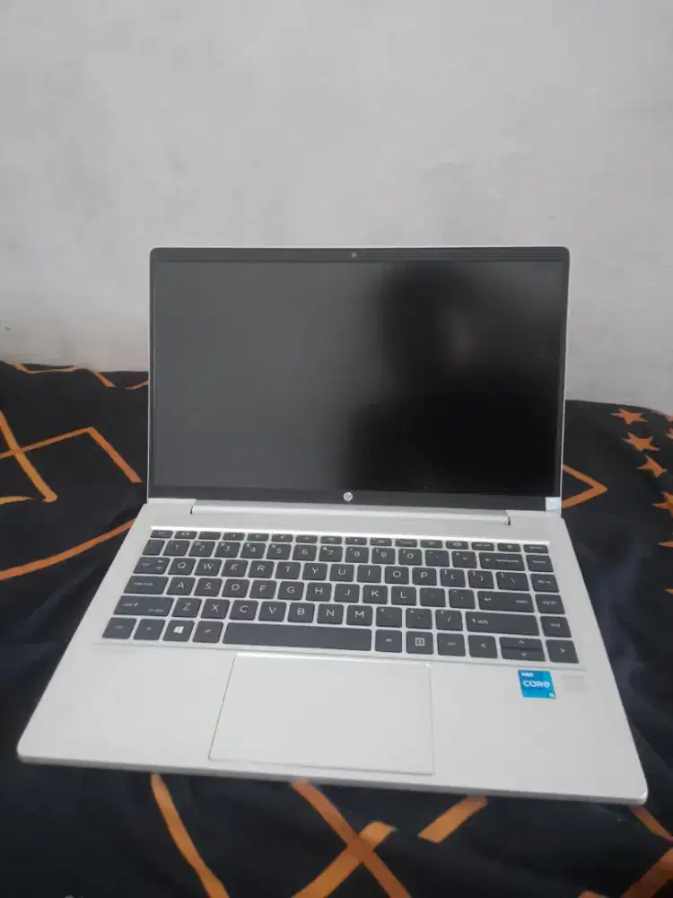LAGI BUTUH UANG BNGET JUAL LAPTOP HP SPEFIKASI TINGGI COCOK BUAT KERJA