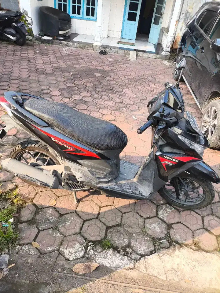 Vario 125 CC hitam 2015 fungsi normal semua