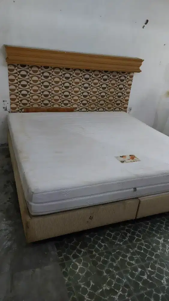 Dijual bed kesehatan 200 x 200 (7 kaki)