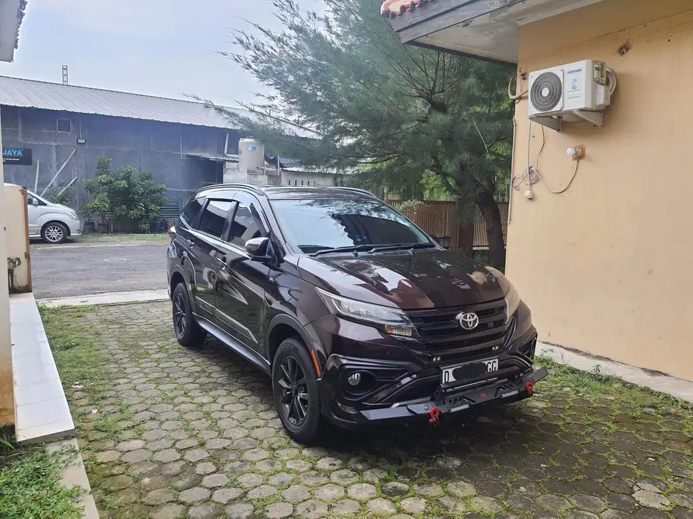 Toyota Rush 2018 Bensin