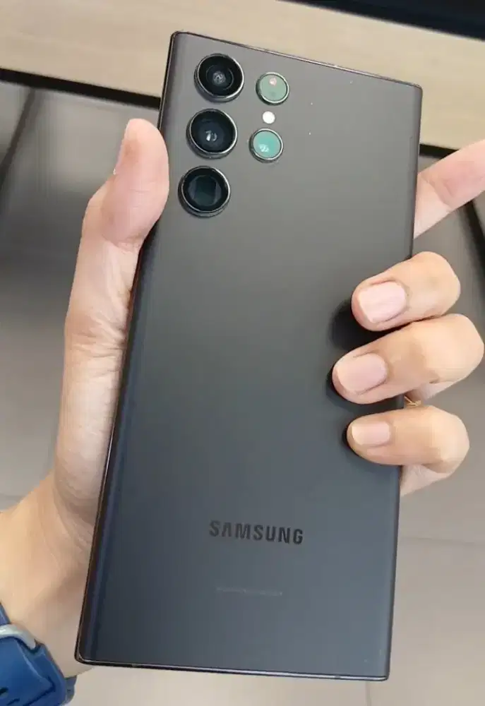 SAMSUNG S22 Ultra 12/256gb