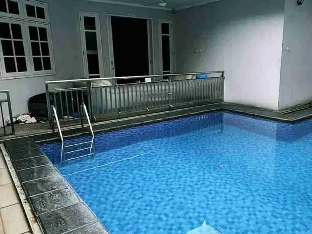 rumah siap huni area bangka lokasi tdk ramai one gate hadap timur