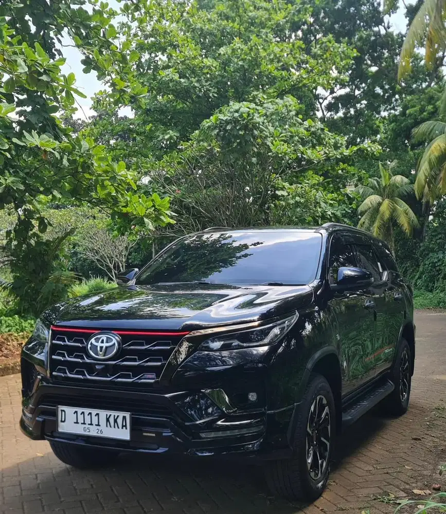 Dijual SRZ TRD List merah Facelift black interior nik 2021