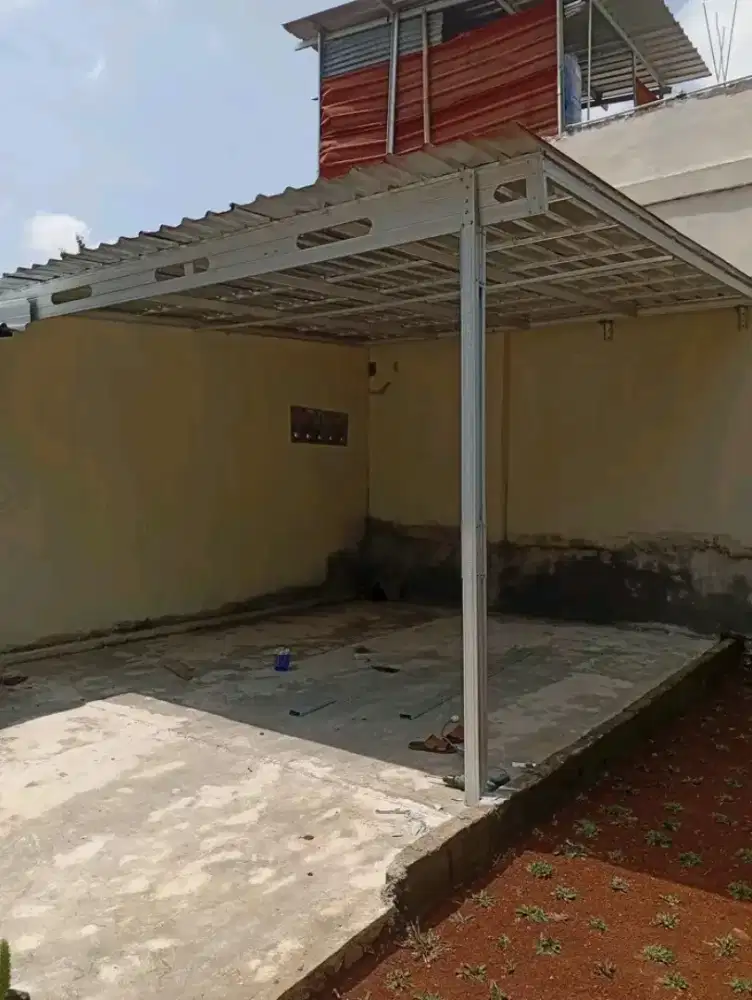 Kanopi bajaringan terpasang