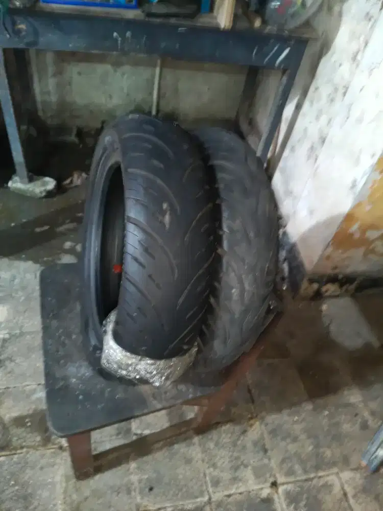 Ban depan ukuran 140/70 depan 130/70 R13