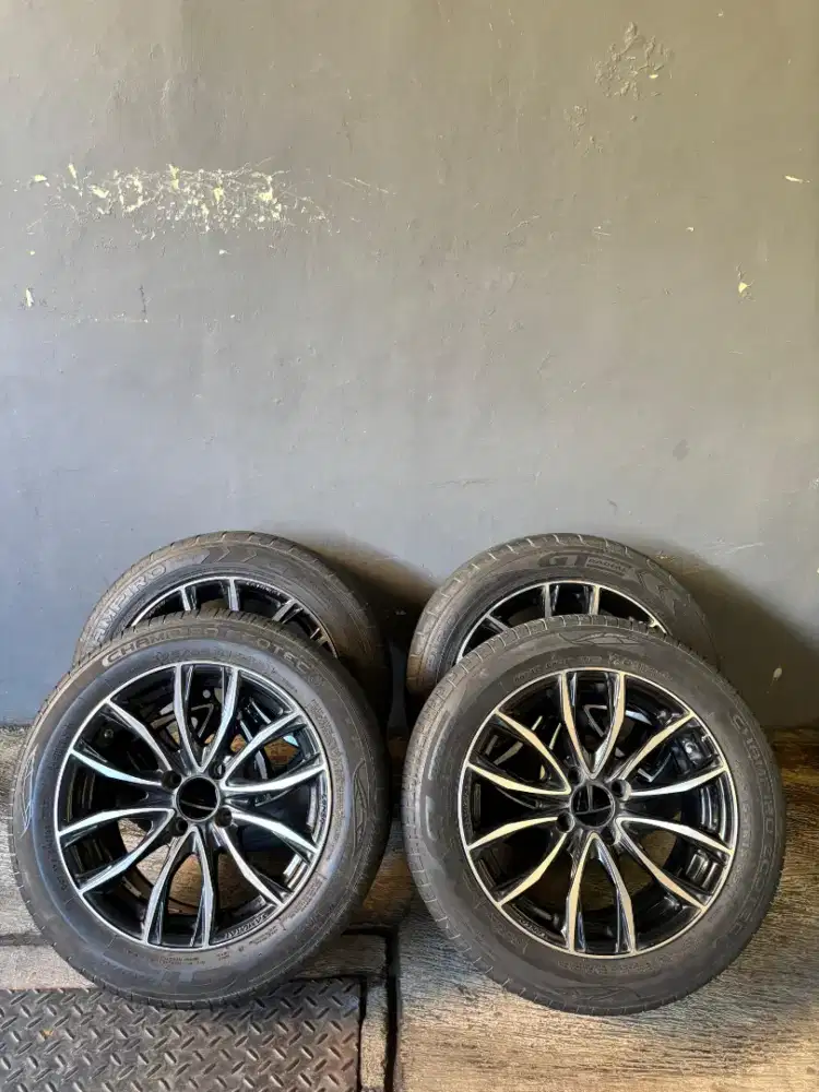 Velg Lenso r15 4x100 Plus Ban GT Radial Kondisi 99% Sangat Tebal