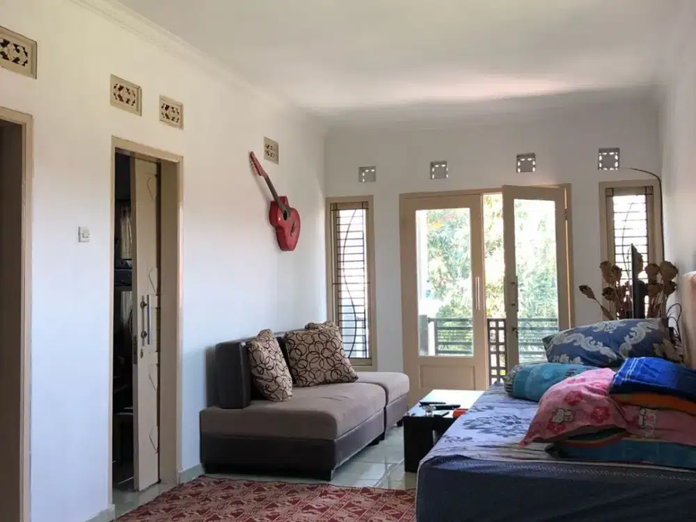 DIJUAL CEPAT RUMAH 2 LANTAI BUAH BATU MARGAKENCANA BANDUNG