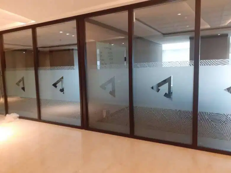 Outlet Kaca Film dan Sticker untuk Perumahan, Gedung, Perkantoran Toko