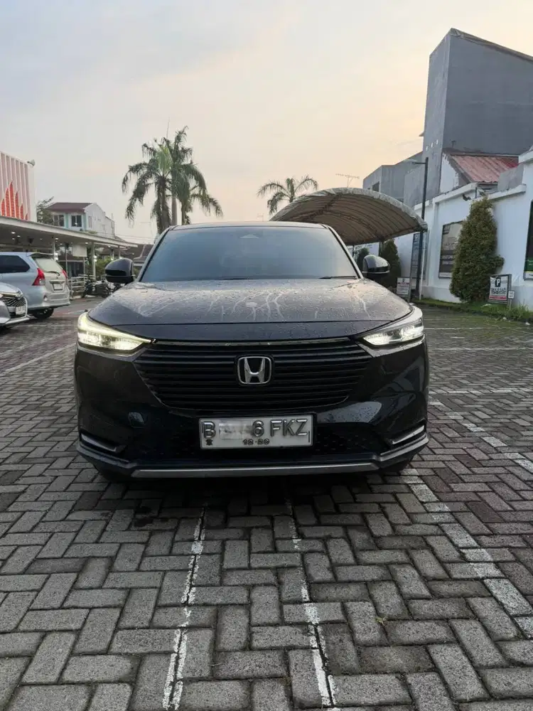 Honda HRV SE Tahun 2023 Warna Hitam