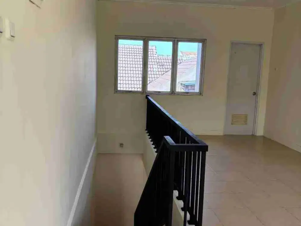 Dijual ruko 2 lantai Strategis di Harapan Mulya Rwgency Bekasi