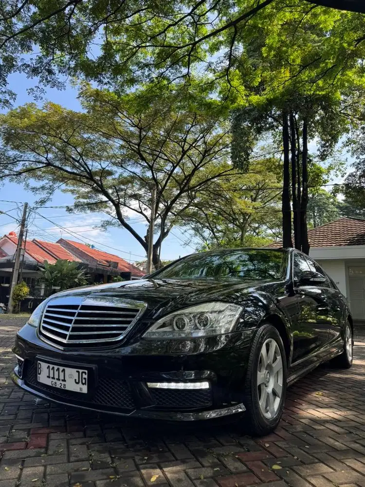 Dijual Mercedes benz s300 super istimewa