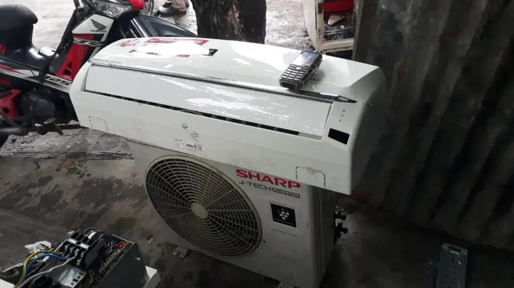 Terima AC rusak sebanyak-banyaknya