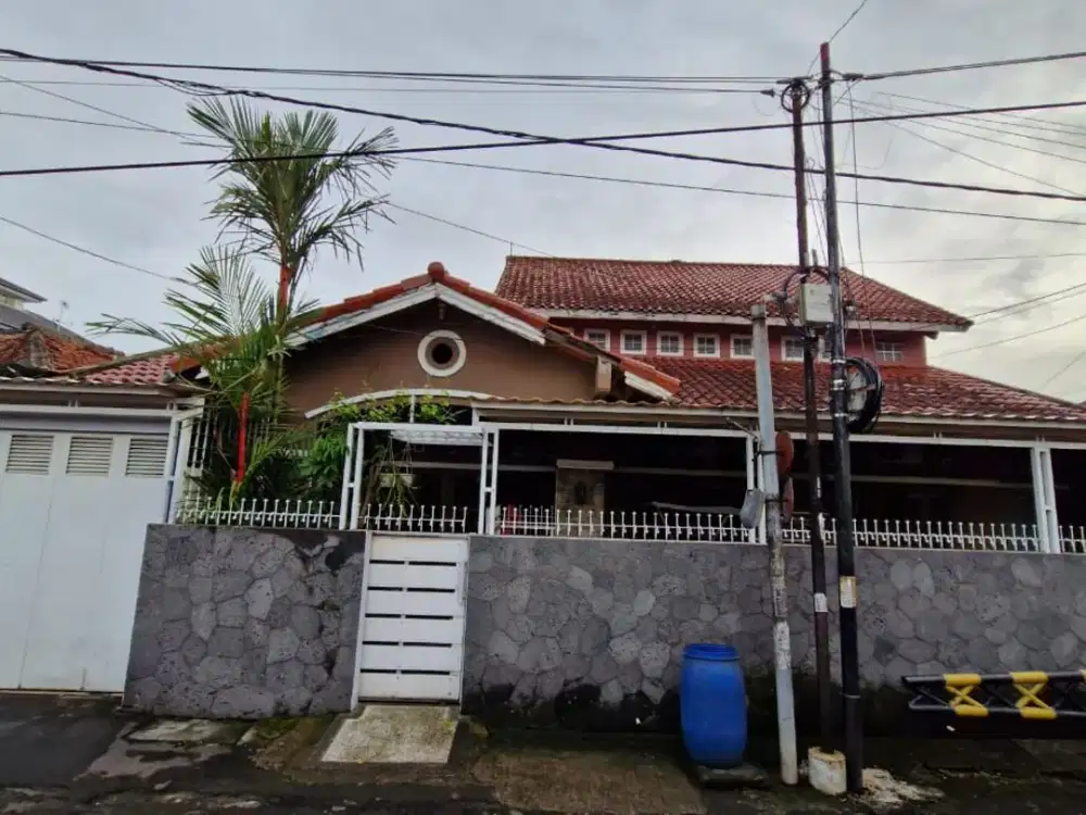 DIJUAL RUMAH TERAWAT DI MARGAHAYU PERMAI KOPO BANDUNG MIKO MALL, TOL KOPO, SEKOLAH BINTANG MULIA