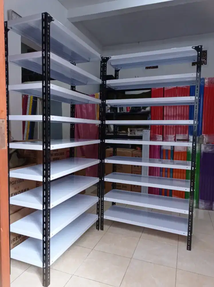 Rak buku rak besi rak gudang