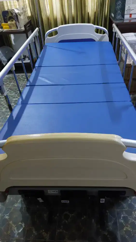 Dijual bed pasien manual 3 crank