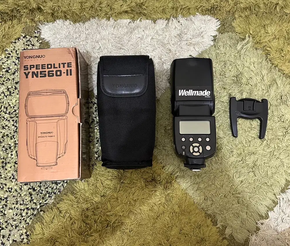 Flash YN 560 II ,universal canon - nikon