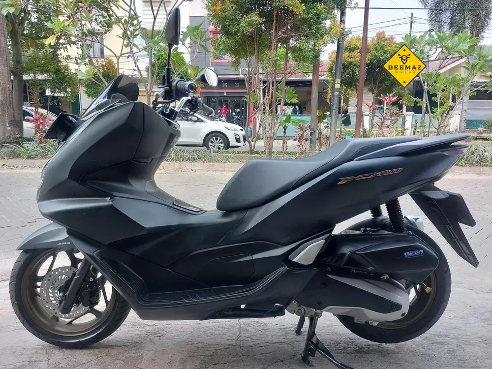 (DP 300)‼️ PCX 160 ABS Hitam Mulus 2024 Cash, Kredit & Tukar Tambah