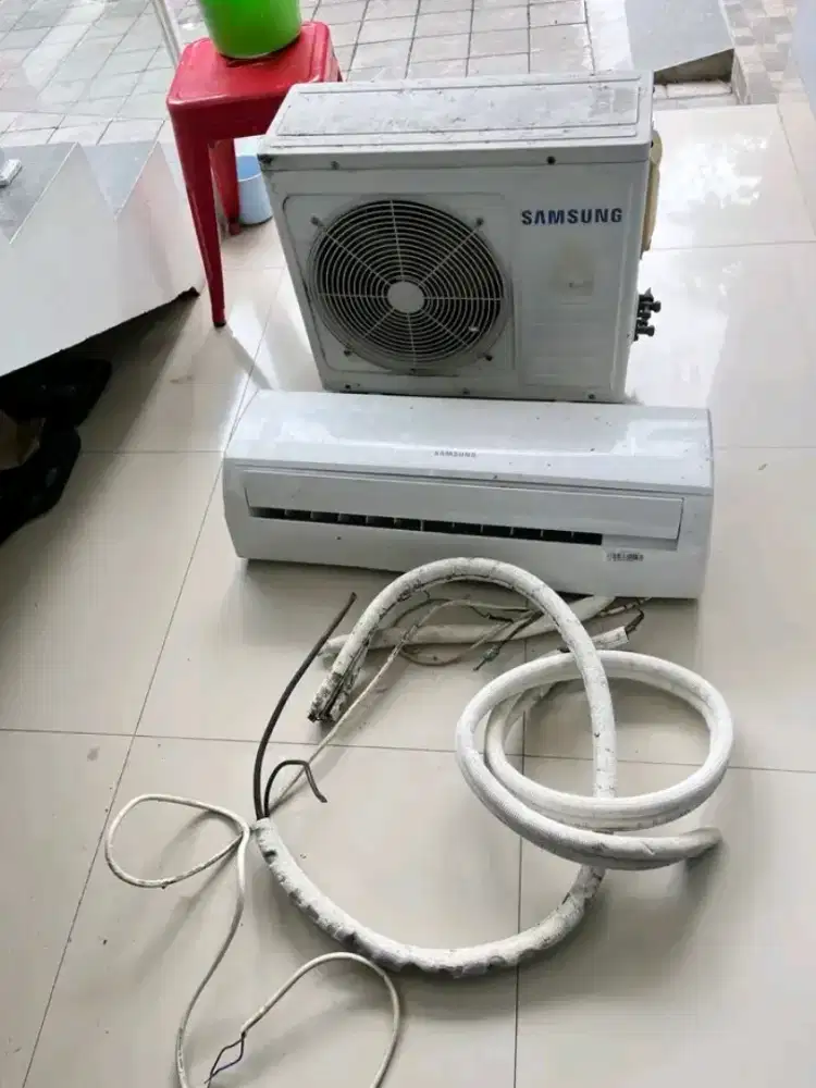 Jual beli barang bekas