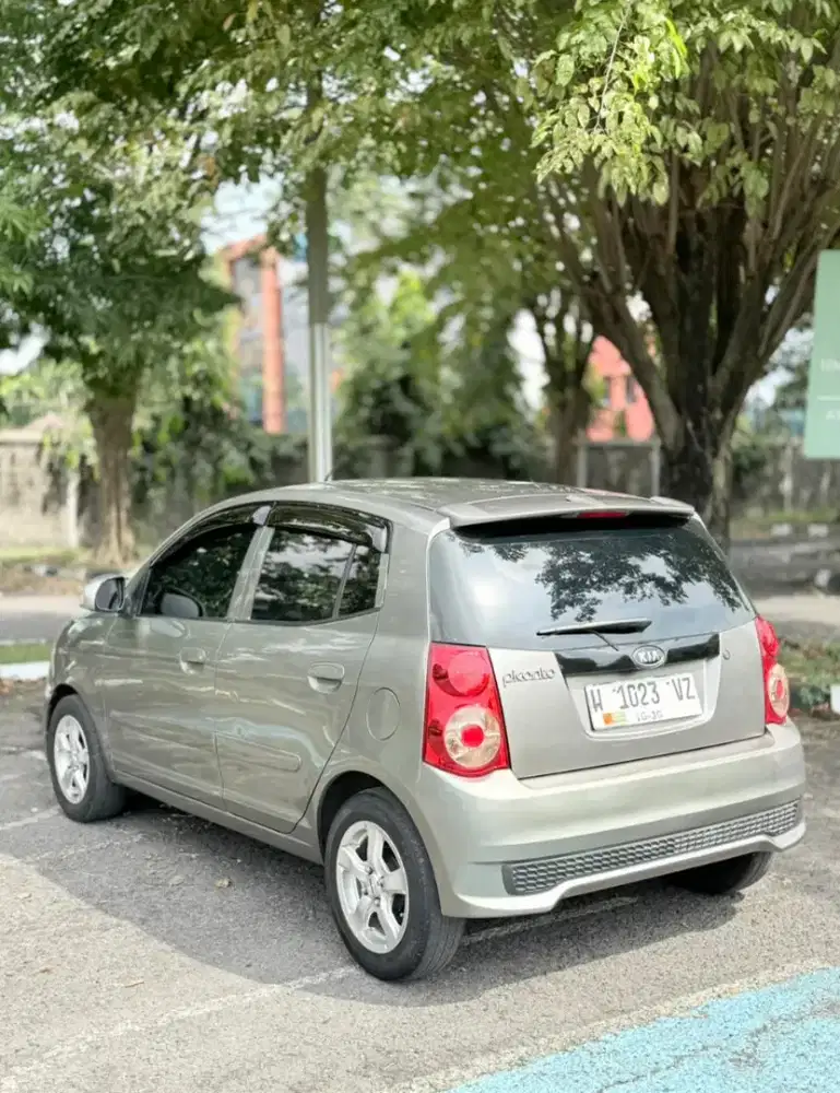 Kia Picanto 2010 Bensin