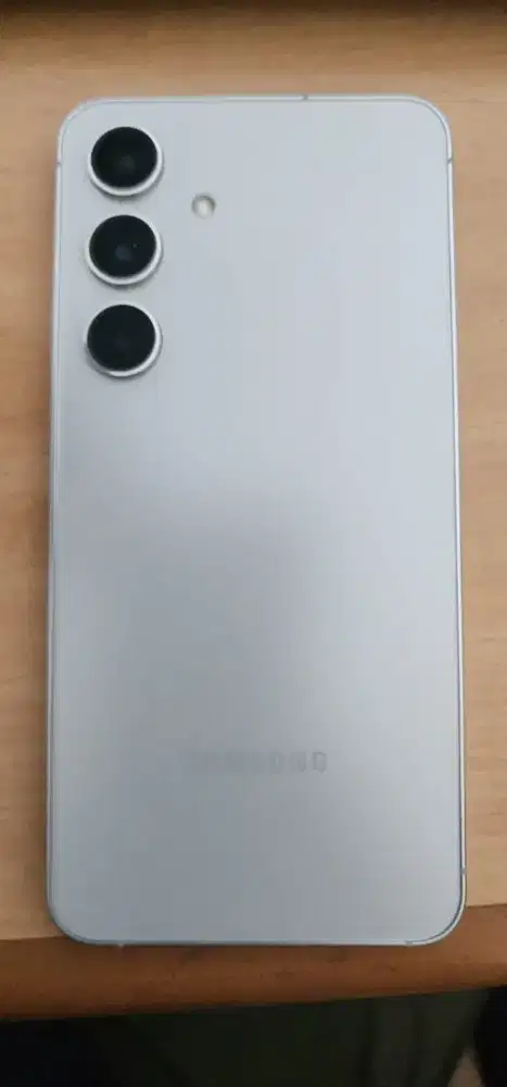 Jual HP Samsung S24 Bekas