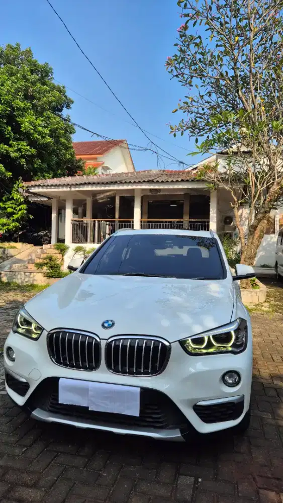 BMW X1 SDRIVE 18i 2018 Putih Full Service BMW Pajak Panjang Istimewa