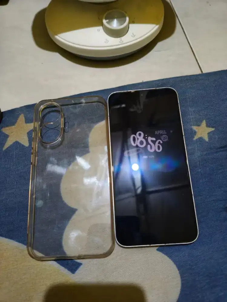 poco f7 12/512 warna putih