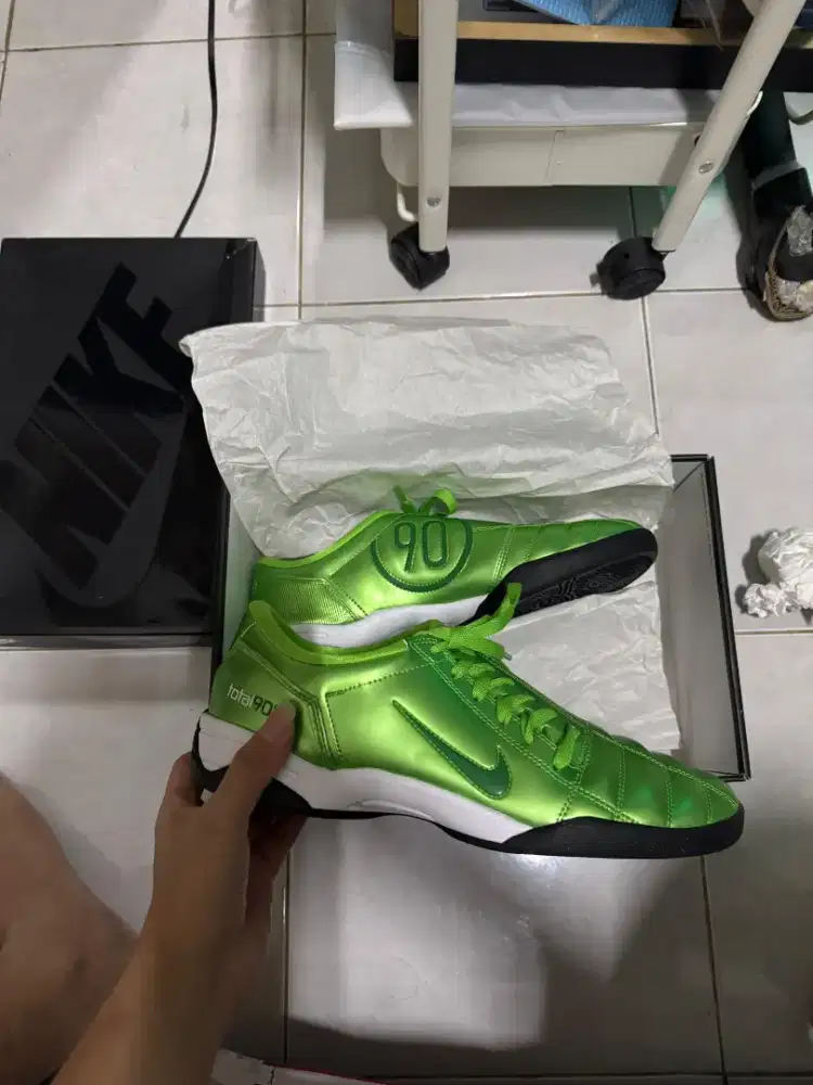 Nike T90 BNIB yg minat