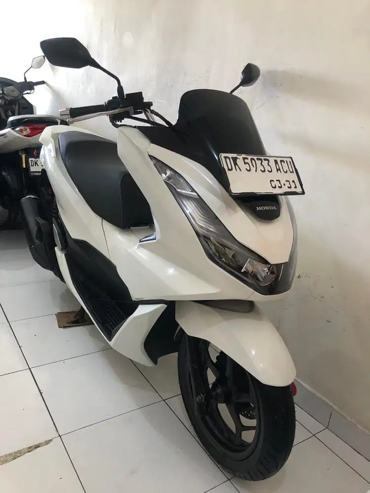 Honda PCX 160 ABS Th.2021 putih!!
