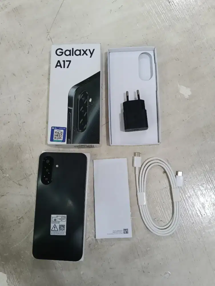 Samsung Galaxy A17 8/256 garansi masih panjang