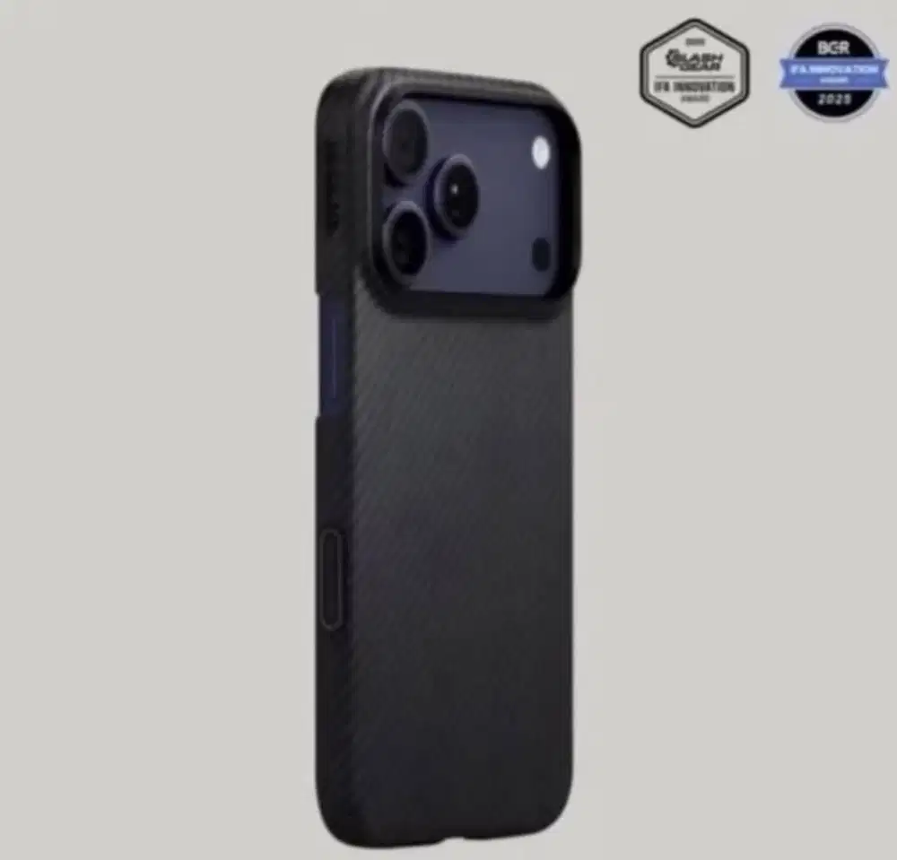 apple iphone 17 promax dan apple airpods pro 3 PITAKA