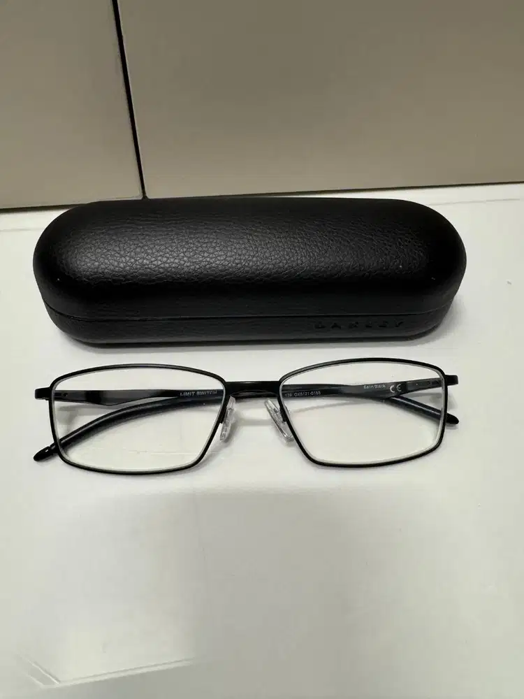 Kacamata Glasses Oakley Limit Switch Satin Black (OX-) s55